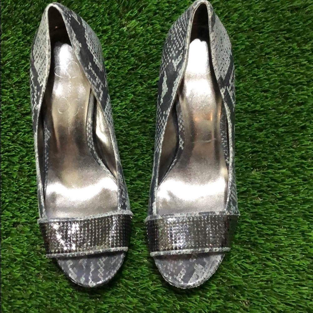 Jessica Simpson Great snake print heels